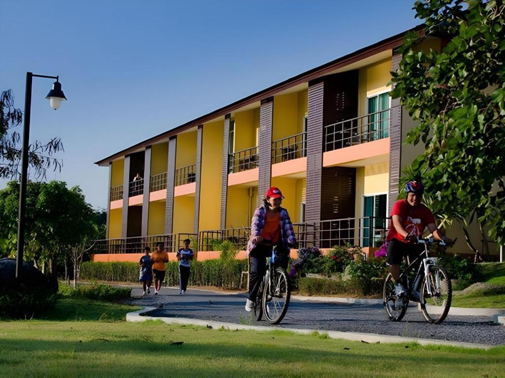 Tamali Hotel Nakhon Si Thammarat Εξωτερικό φωτογραφία