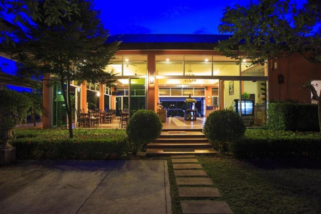 Tamali Hotel Nakhon Si Thammarat Εξωτερικό φωτογραφία